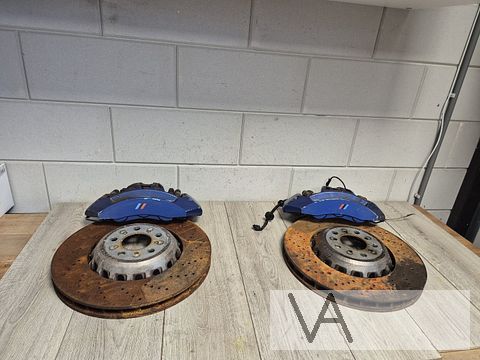 BMW f serie M remklauwen set 5 F10 6 pots met schijven €750