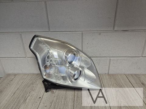 Cadillac BLS 2006 - 2010 xenon koplamp rechts p12759604 €500