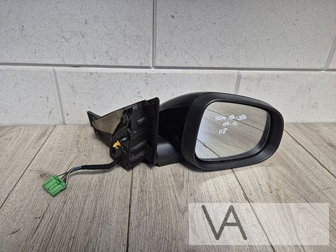 Volvo V70 en S80 2007 - 2012 spiegel rechts 8 draden €75