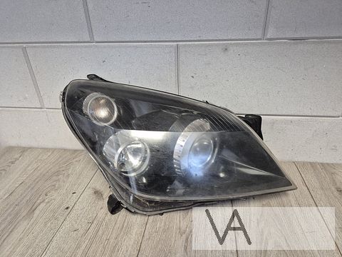 Opel Astra H 2004 - 2010 koplamp rechts XENON nette staat