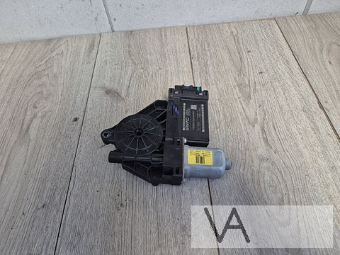 Volvo XC60 / Lynk & co 01 / Polestar raammotor links achter