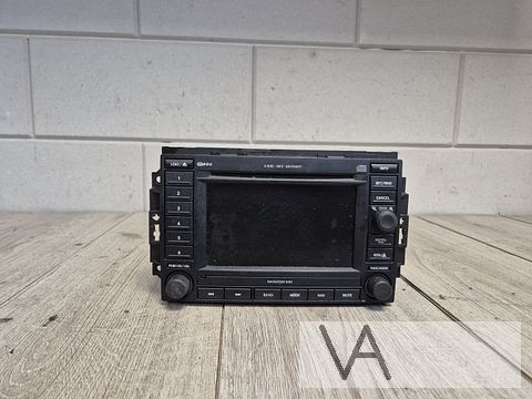 Chrysler 300c 2004 - 2010 radio navigatie 05064191ad €200