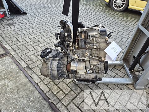 Seat Leon VW Golf Polo Passat Audi A3 1.4 ACT motor cze €500