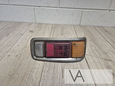 Datsun 100a e10 cherry  achterlicht 1970 - 1979 zie foto's