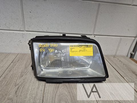 Audi 100 200 koplamp rechts nette staat ORIGINEEL hella €50