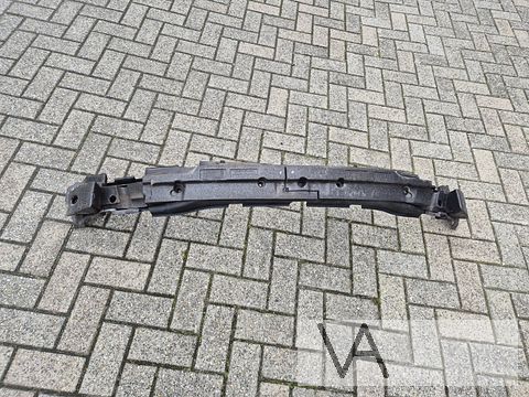 Peugeot 406 coupe 1997 - 2005 bumperbalk met schuim €100