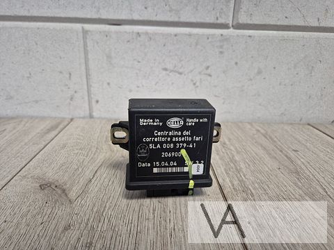 Maserati Quattroporte 2004 - 2012 module koplamp hoogte €50