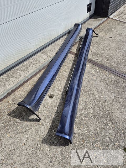 Maserati Quattroporte 2004 - 2012 zijskirt sideskirt set €99