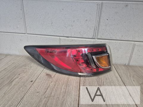 Achterlicht links voor Mazda 6 station 2007 - 2012 krasjes