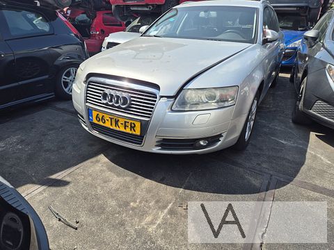 Voorbumper met grille van Audi A6 4f 2004 -2008 zilver grijs