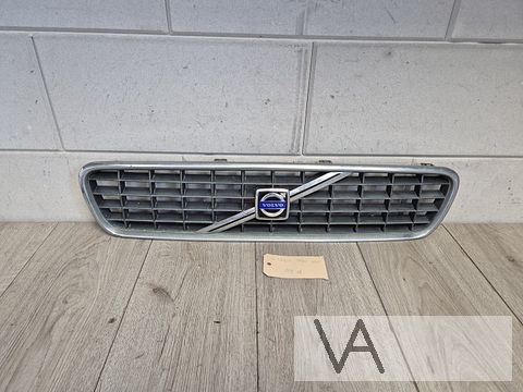 Grille blokjesgrille voor Volvo S40 / V50 2004 tot 2006 €75