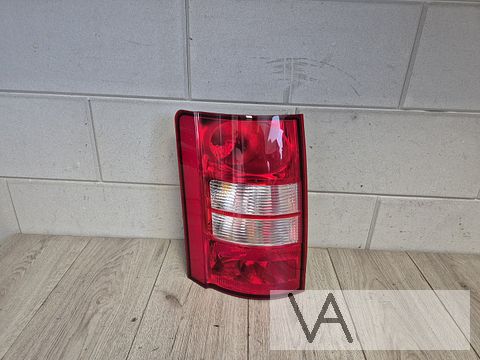 Achterlicht links voor Chrysler Voyager 2008 - 2014 €100