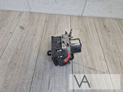 ABS pomp voor Opel Agila / Suzuki Splash code 86L0 €200