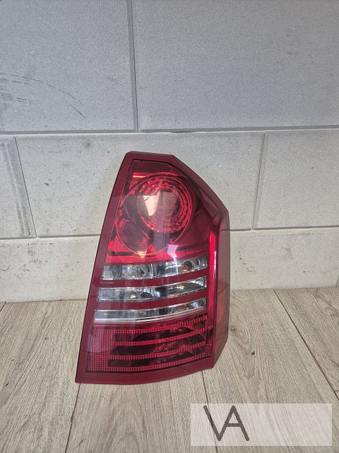 Achterlicht rechts voor Chrysler 300c sedan 2004 - 2010 €50