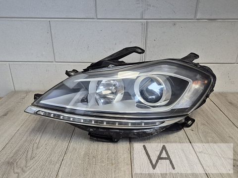 Koplamp links Lancia Delta 2008 - 2015 met led strip €300