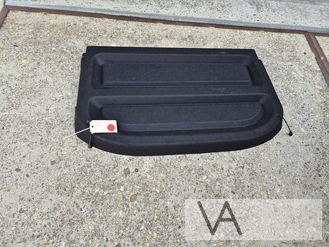 Hoedenplank voor Nissan Qashqai 2021 tot 2026 model J12 €150