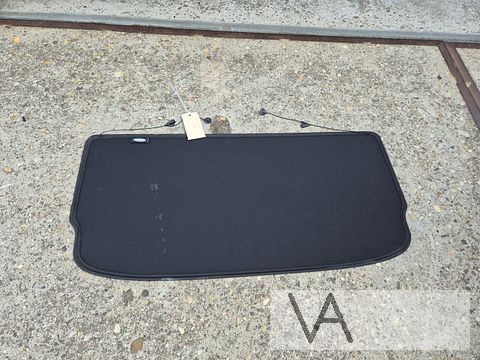 Hoedenplank voor Ford Puma 2020 - 2026 mist zijclips €100