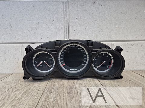 Tellerklok Cockpit Mercedes CLS klasse W218 AMG a2189006702