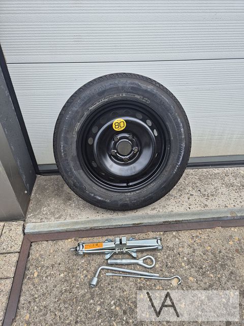 Thuiskomer van Nissan Qashqai Juke met krikset compleet €150