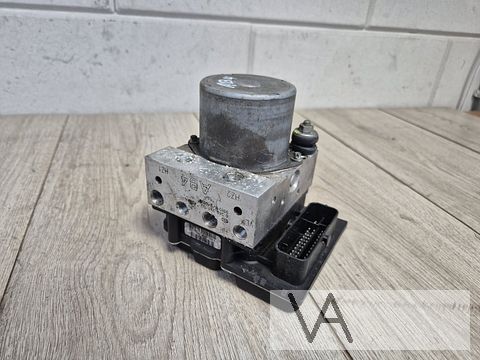 ABS pomp van Opel Corsa D 2006 - 2014 AB4 0265251190 €200