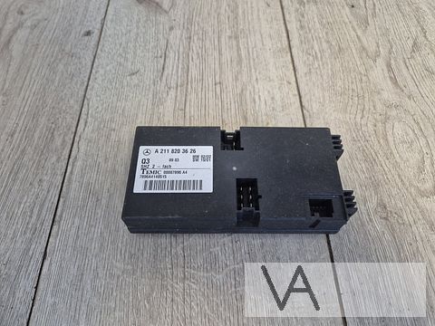 Module stoelverwarming van Mercedes E W211 a2118203626 €30