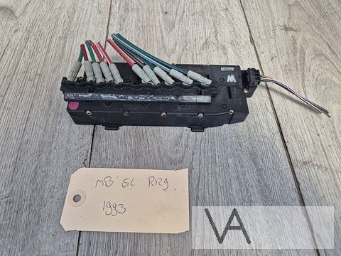Vacuumventiel van de kachel Mercedes SL R129 1298050714 €40