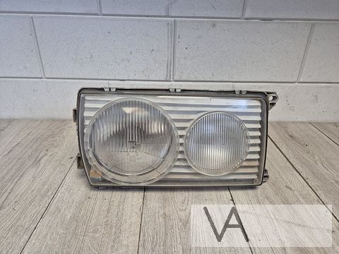Koplamp rechts van Mercedes W123 1976 - 1985 rond model €50