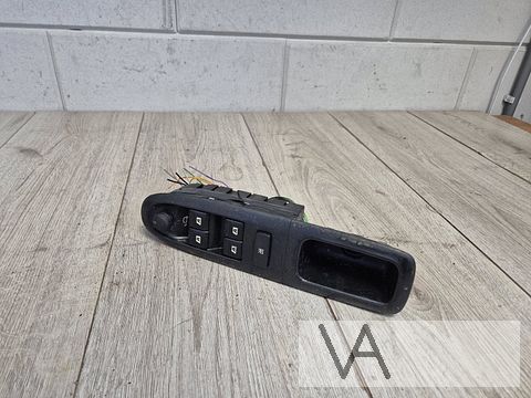 Raamschakelaar links van Peugeot 607 2000 - 2009 9658915877