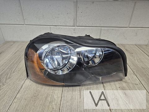 Koplamp rechts voor Volvo XC90 2002 tot 2007 halogeen €100
