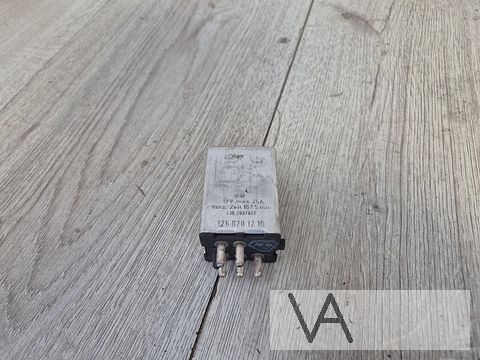 Relais verwarming achterruit Mercedes S klasse 1268201210