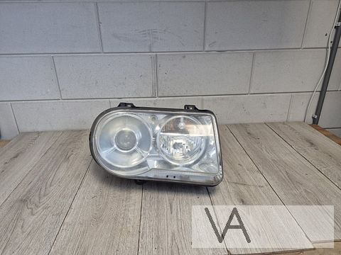 Koplamp rechts van Chrysler 300c 2004 -2010 XENON schadevrij