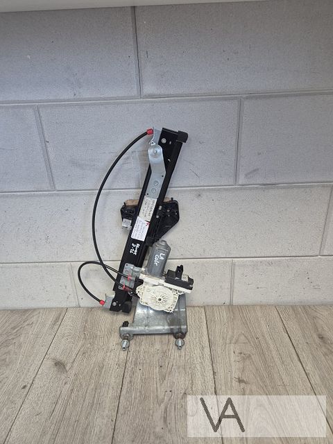 Raammechanisme achter links van Mitsubishi Colt cabrio €350