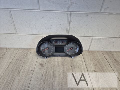 Cockpit Tellerklok van Opel Corsa F 2019 - 2025 9831576180