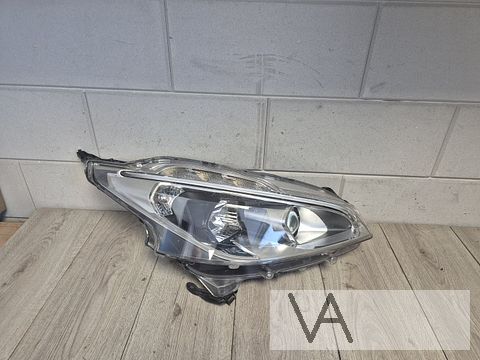 Koplamp rechts Peugeot 208 facelift 2016 - 2019 9810805880