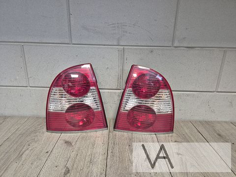 Achterlicht SET VW Passat W8 sedan chromen stripje ORIGINEEL