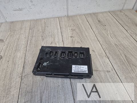 Zekeringkast / SAM module van Mercedes ML W164 a1645401901