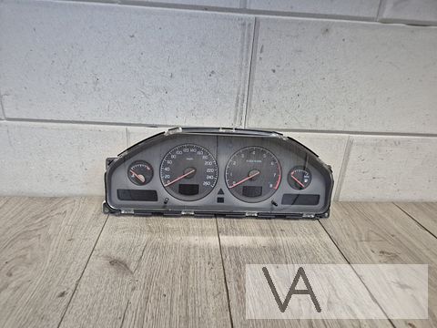 Cockpit teller Volvo S60 V70 S80 XC70 2.4 benzine 8637993
