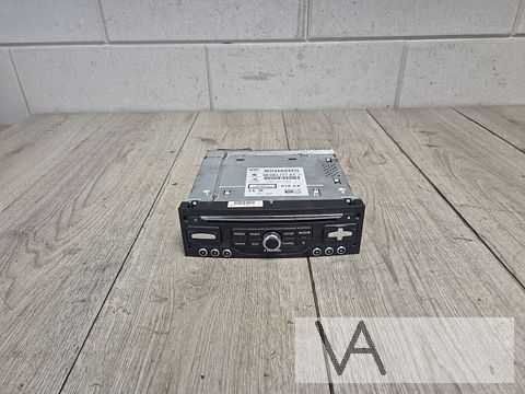 Radio navigatie Peugeot 3008 5008 Citroen C3 DS3 98083777xt