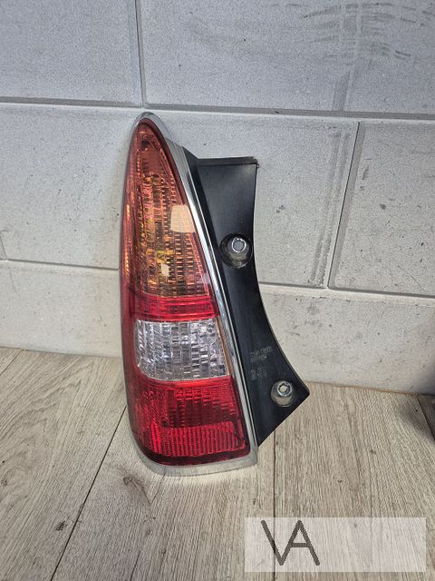 Achterlicht links van Daihatsu Trevis 2005 - 2010 origineel