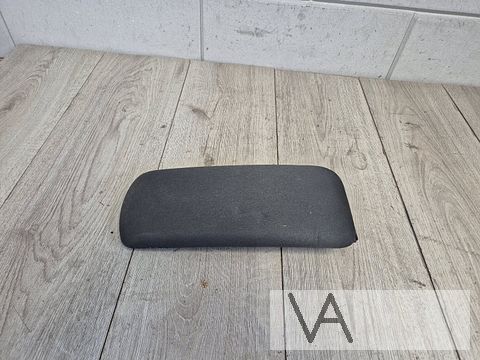 Armsteun grijs stof van Audi A1 2011 tot 2018 ORIGINEEL €30