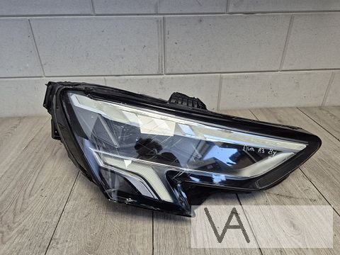 Koplamp rechts Audi A3 8y compleet 8y0941034 zie foto's €200