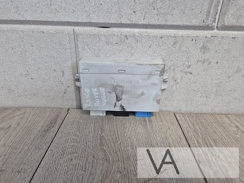 PDC module parkeersensor Range Rover 2001 - 2009 YWC000930