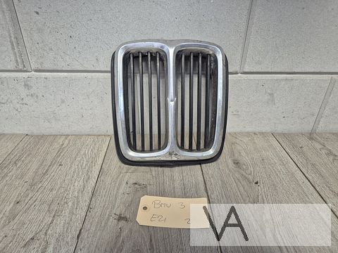 Grille nieren van BMW 3 serie E21 1975 - 1984 1834756 €50