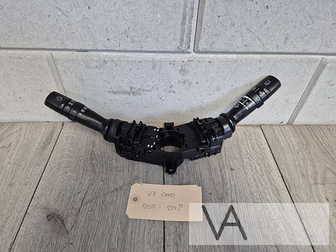Kolomschakelaar combi van Kia Ceed Cee'd 2012 - 2018 €30
