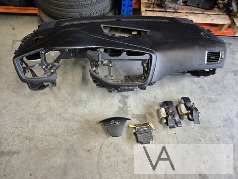 Airbag set met dashboard Kia Ceed Cee'd 2012 - 2018 €200