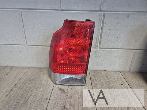 Achterlicht links van Volvo V70 2004 - 2007 €75 facelift led