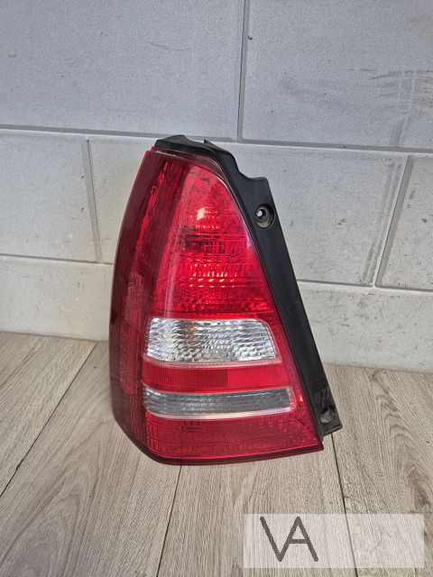Achterlicht links van Subaru Forester 2002 - 2006 origineel