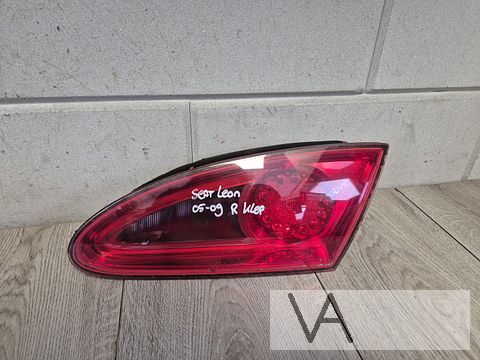 Achterlicht rechts op de klep van Seat Leon 2005 - 2009 €50