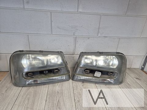 Koplamp links / rechts van Chevrolet Trailblazer 2002 - 2009