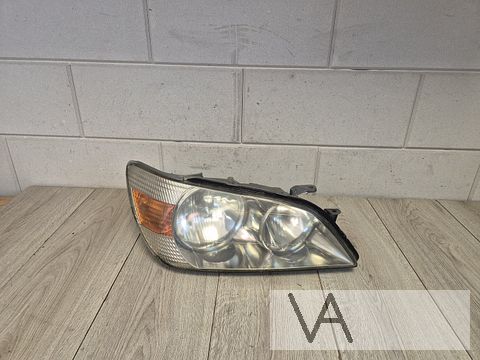Koplamp rechts van Lexus IS is200 is300 1999 tot 2005 €100
